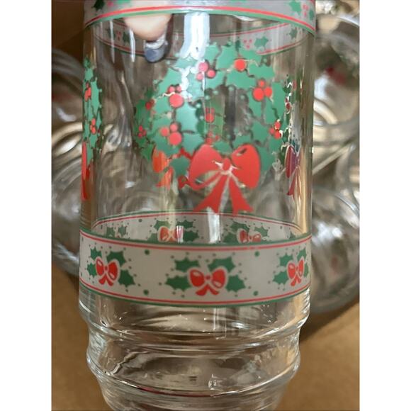 Vintage Victorian Christmas by Indiana Glass – Set of 12 Holiday Tea Glasses - Picture 5 of 6